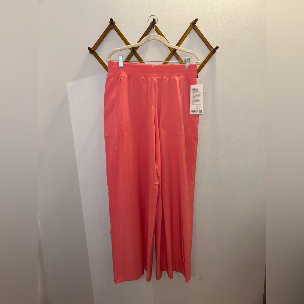 Lululemon Swift Wide-Leg Mid-Rise Pant